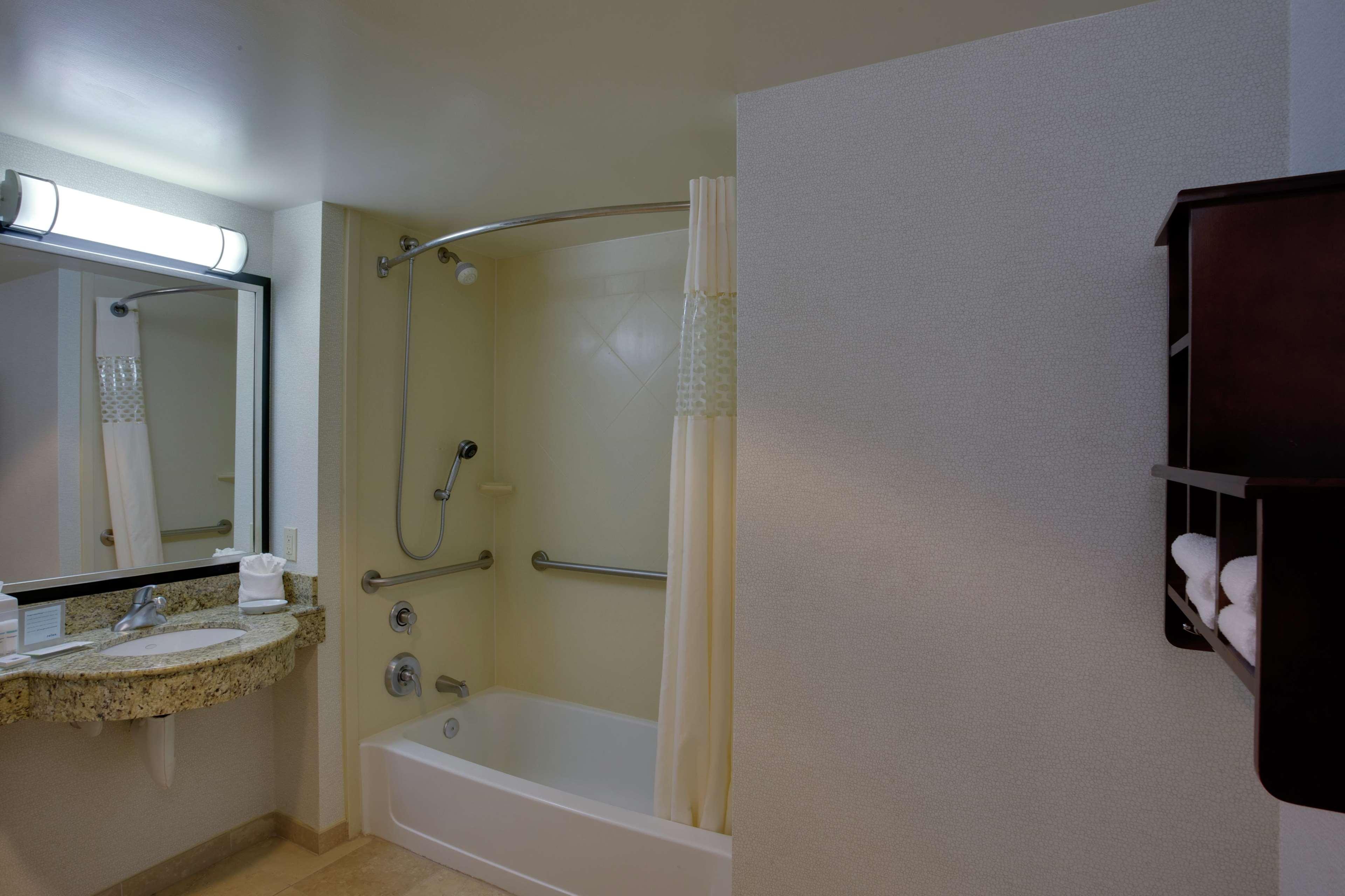 Hampton Inn By Hilton Garden City Long Island Buitenkant foto
