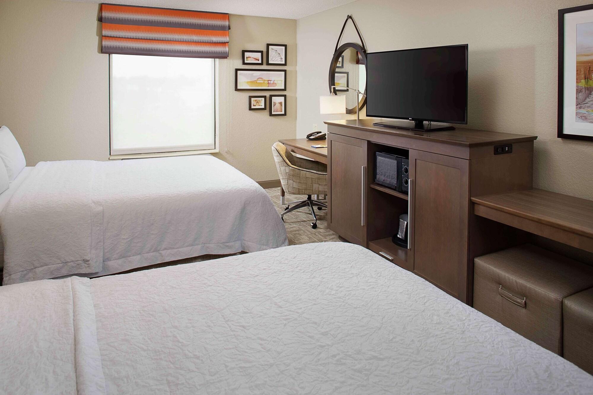 Hampton Inn By Hilton Garden City Long Island Buitenkant foto