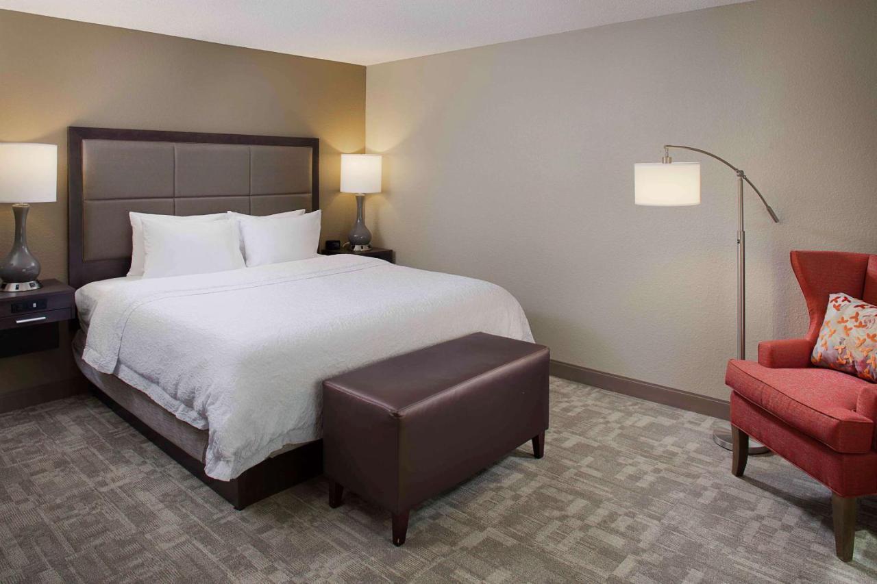 Hampton Inn By Hilton Garden City Long Island Buitenkant foto