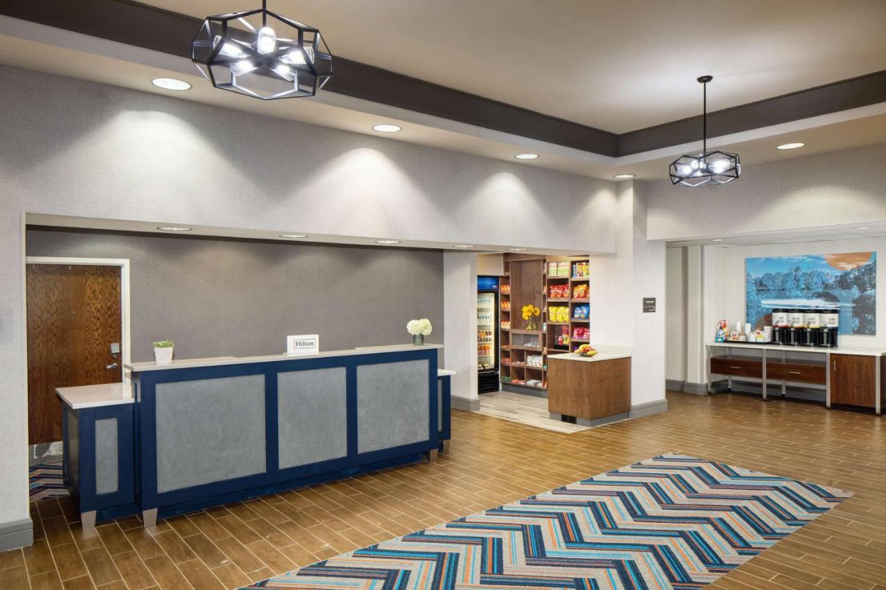 Hampton Inn By Hilton Garden City Long Island Buitenkant foto