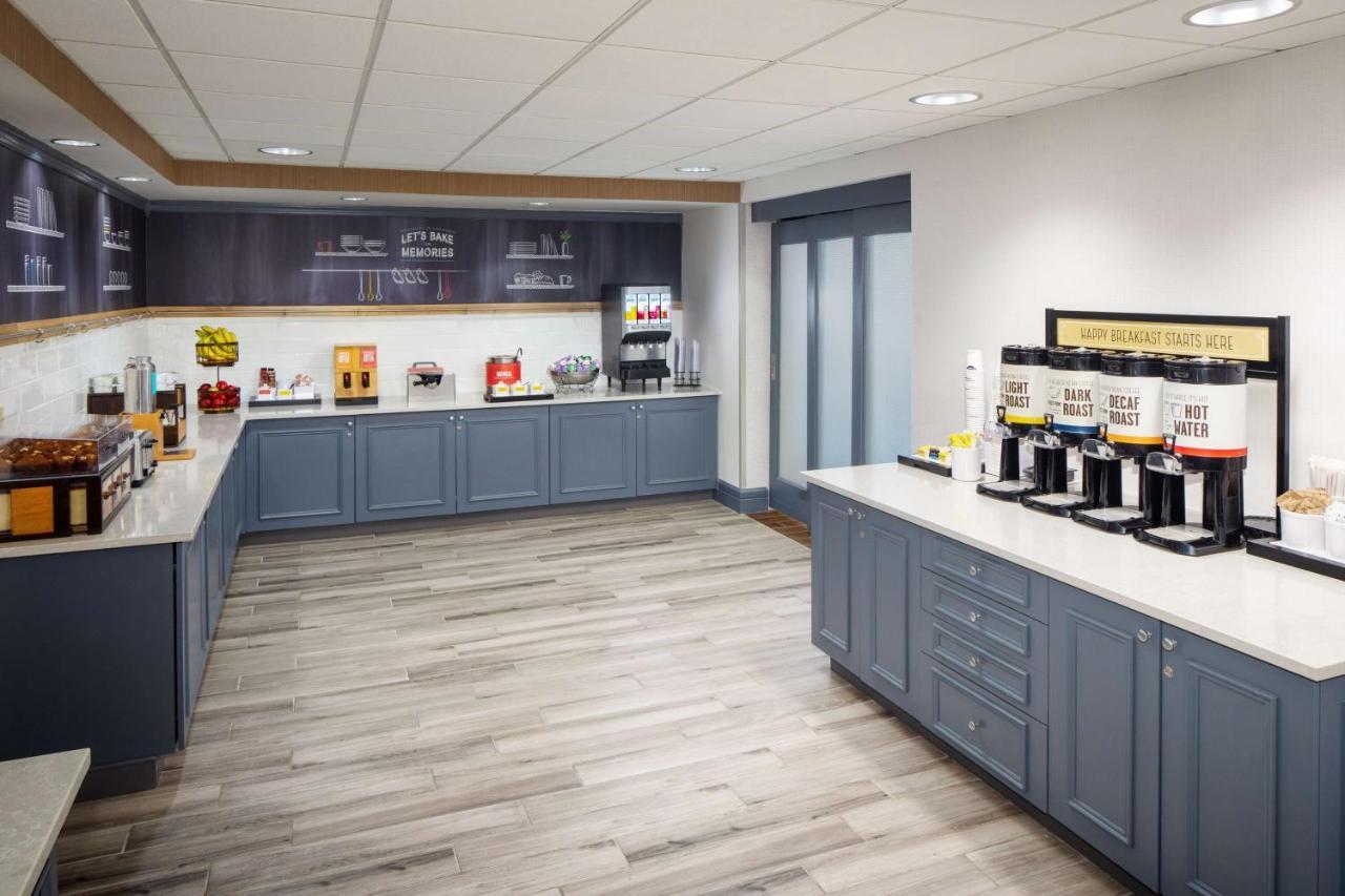 Hampton Inn By Hilton Garden City Long Island Buitenkant foto
