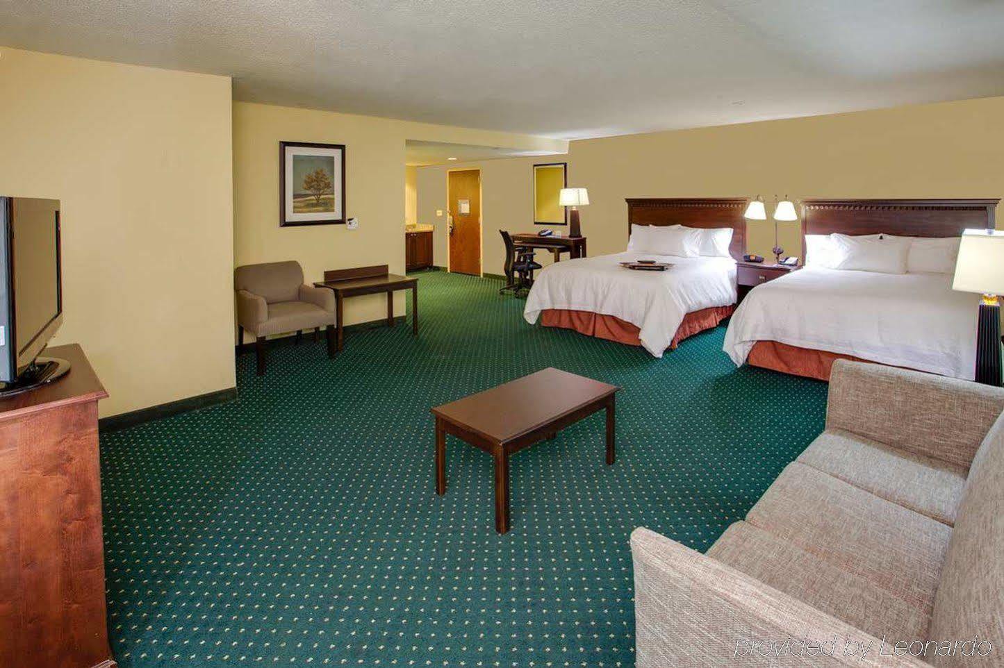 Hampton Inn By Hilton Garden City Long Island Buitenkant foto