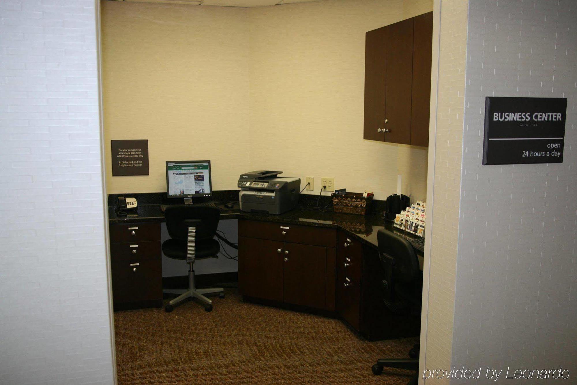 Hampton Inn By Hilton Garden City Long Island Buitenkant foto