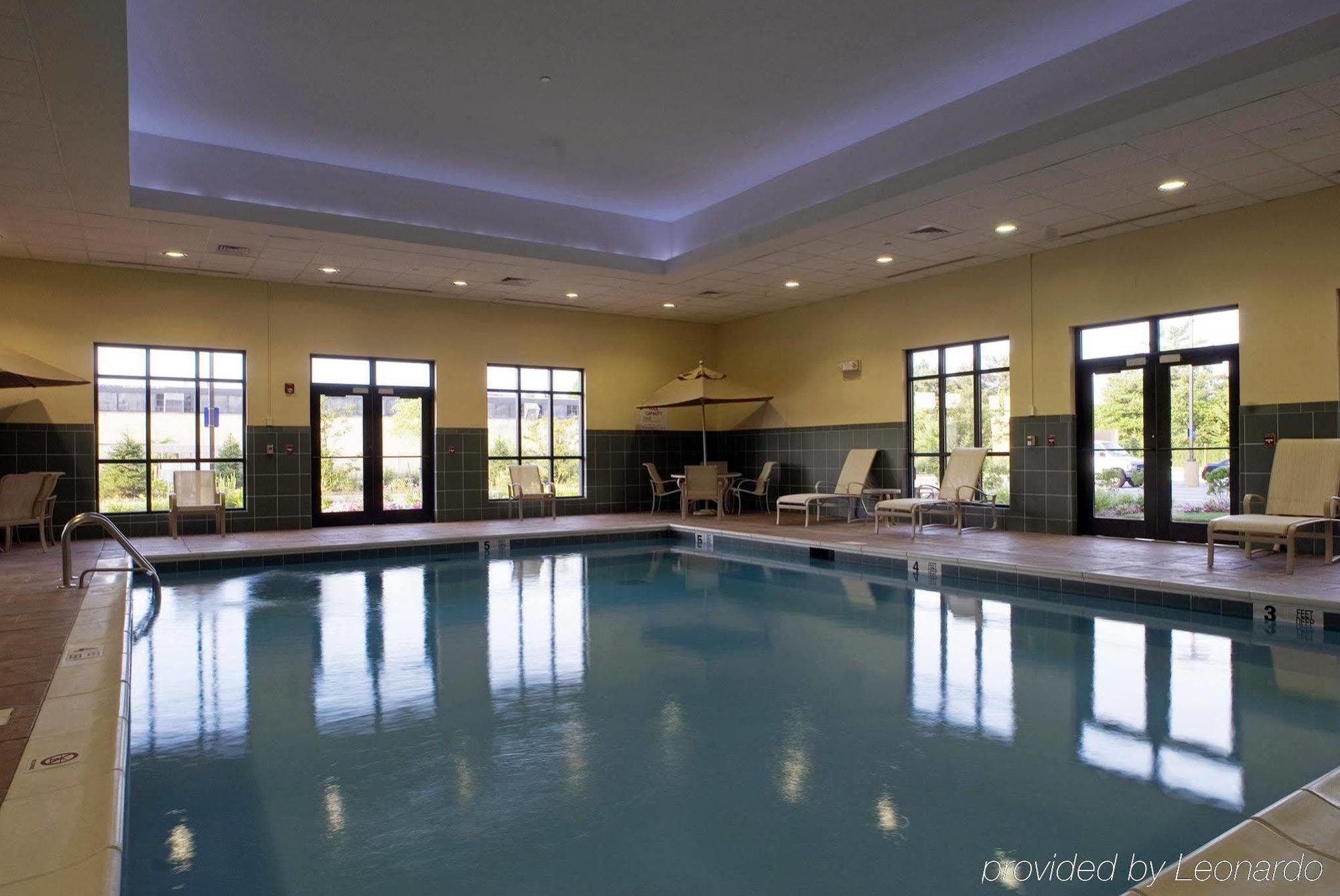Hampton Inn By Hilton Garden City Long Island Faciliteiten foto